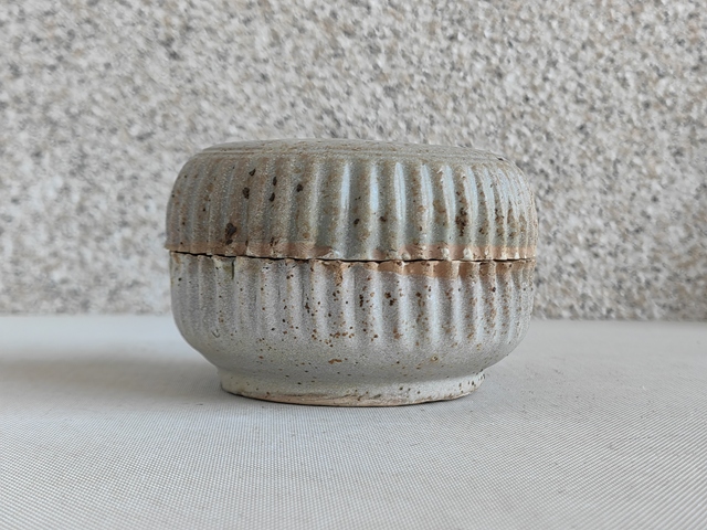 古玩陶瓷青白釉粉盒真品鑒賞圖