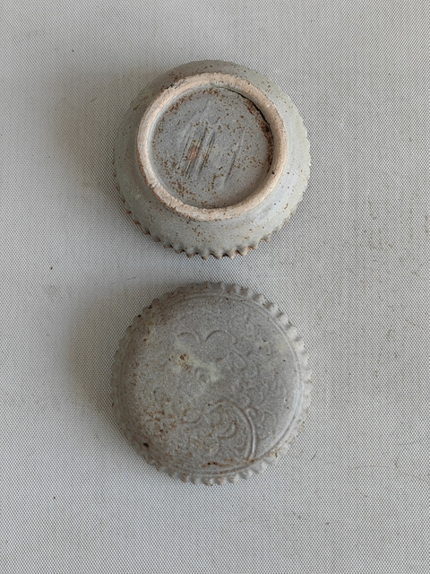 古玩陶瓷青白釉粉盒真品鑒賞圖