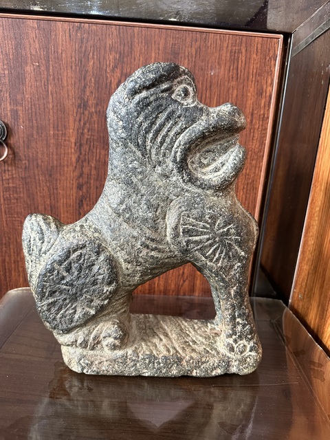 古玩陶瓷祠堂獅真品鑒賞圖