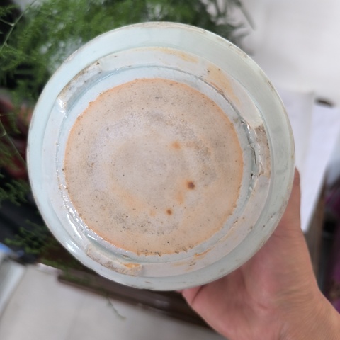 古玩陶瓷青花纏枝花卉紋三足爐真品鑒賞圖