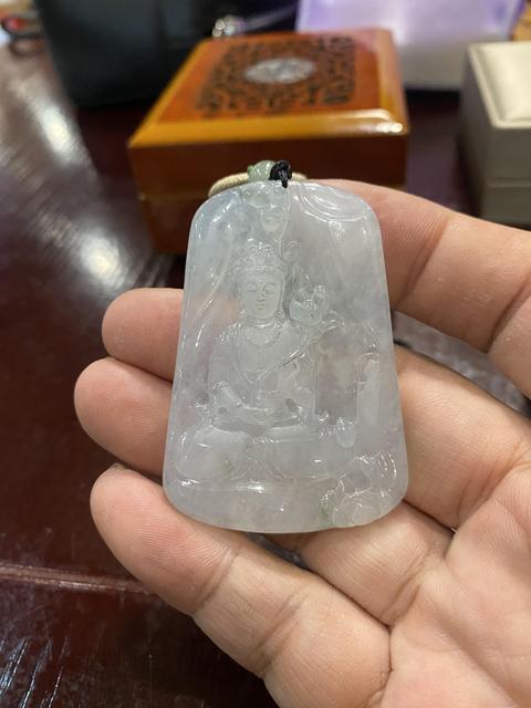 古玩玉器天然翡翠“觀音牌”真品鑒賞圖