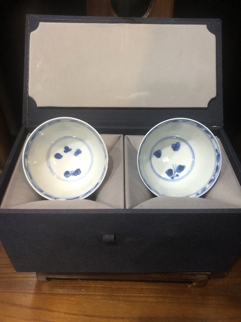古玩陶瓷(精品主人杯)清-康熙-青花留白-花卉紋主人杯一對(duì)拍賣,當(dāng)前價(jià)格1584元