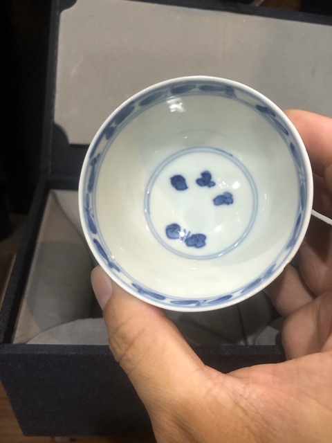 古玩陶瓷(精品主人杯)清-康熙-青花留白-花卉紋主人杯一對(duì)拍賣,當(dāng)前價(jià)格1584元