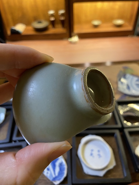 古玩陶瓷龍泉青瓷標本真品鑒賞圖