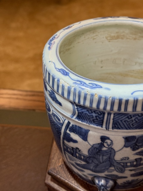 古玩陶瓷人物紋青花香爐拍賣，當前價格16000元