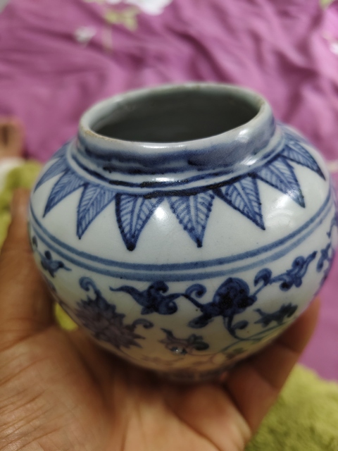 古玩陶瓷明中期 青花纏枝花卉紋罐拍賣,當前價格35000元