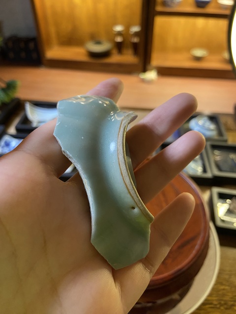 古玩陶瓷南宋龍泉青瓷蓮瓣紋碗標本拍賣，當前價格2000元