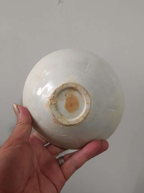 古玩陶瓷宋·青白釉葵口斗笠碗真品鑒賞圖