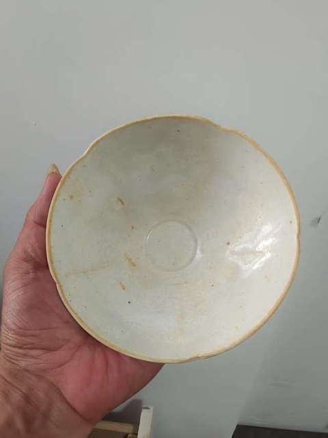 古玩陶瓷宋·青白釉葵口斗笠碗真品鑒賞圖
