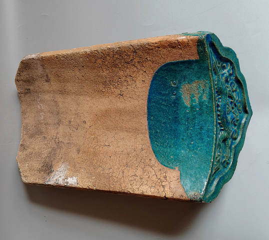 古玩陶瓷孔雀藍釉龍紋瓦當真品鑒賞圖
