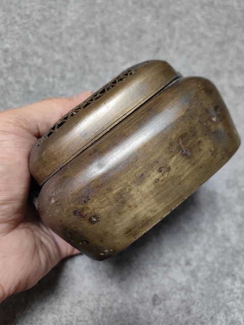 古玩銅器清晚期-手爐拍賣,當前價格1600元
