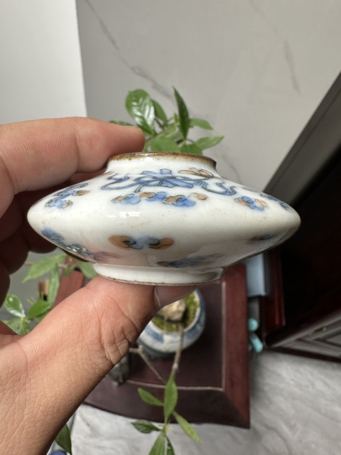 古玩陶瓷青花礬紅八寶紋水盂真品鑒賞圖
