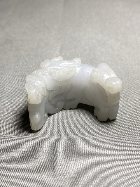 古玩玉器清末民初翡翠雕“瑞獸”把件拍賣，當前價格8500元