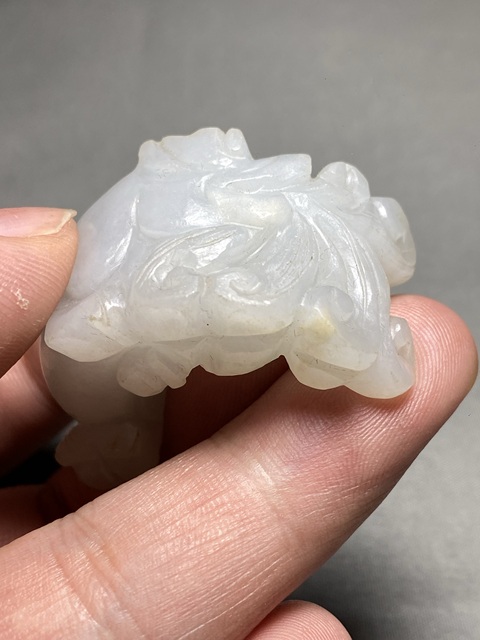 古玩玉器清末民初翡翠雕“瑞獸”把件拍賣，當前價格8500元
