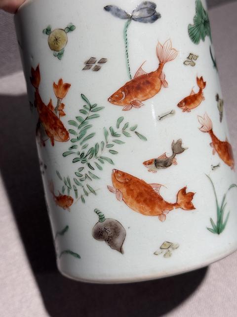 古玩陶瓷五彩魚趣圖筆筒真品鑒賞圖