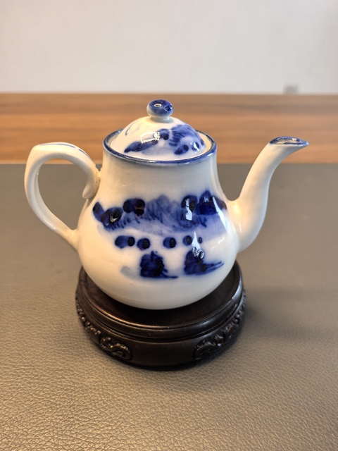 古玩陶瓷民國(guó)青花壺真品鑒賞圖