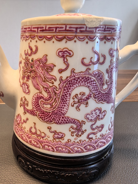 古玩陶瓷乾隆官窯款胭脂紅彩五爪龍鳳紋壺拍賣，當(dāng)前價格1000元