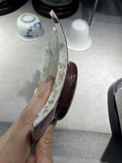 古玩陶瓷霽紅釉標本真品鑒賞圖