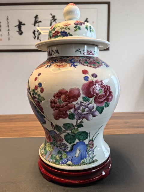 古玩陶瓷仿大清乾隆年製官窯晚清細路粉彩洞石花鳥紋將軍罐拍賣,當前價格12800元
