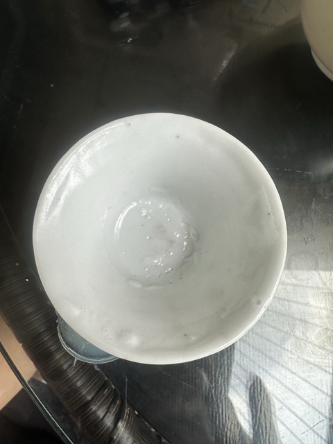 古玩陶瓷晚明白釉馬蹄杯真品鑒賞圖