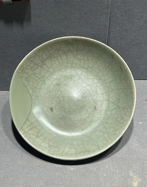 古玩陶瓷龍泉青瓷盤真品鑒賞圖