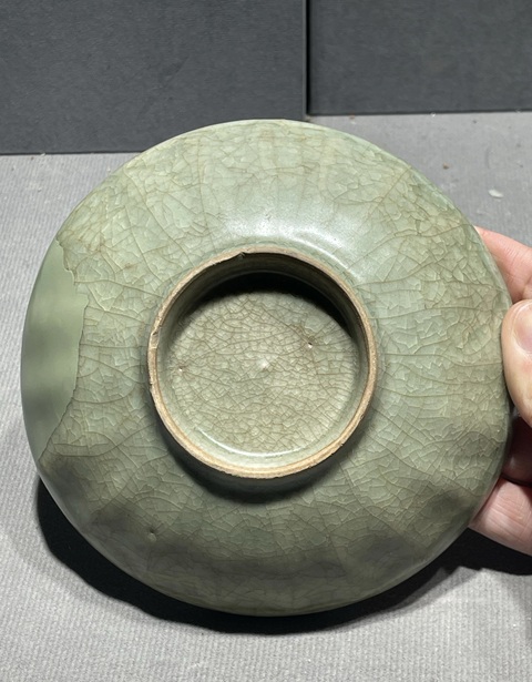古玩陶瓷龍泉青瓷盤真品鑒賞圖
