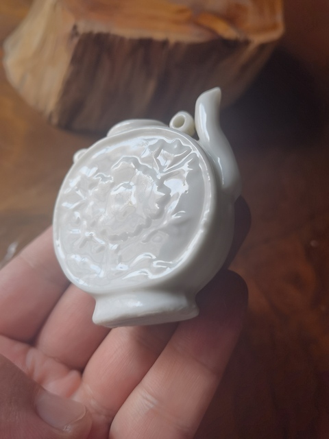 古玩陶瓷德化窯水滴拍賣,當前價格258元