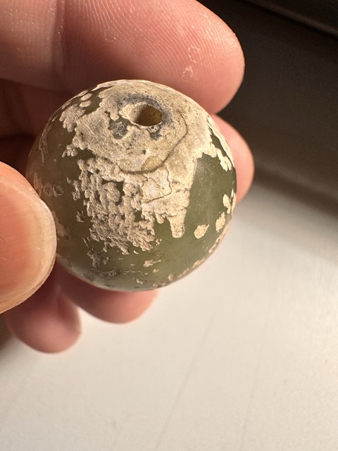 古玩玉器和田玉做舊玉珠拍賣,當前價格30元