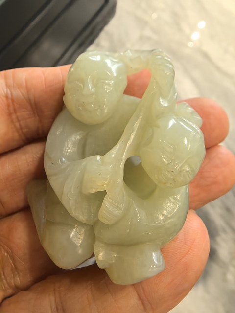 古玩玉器童子圓雕件真品鑒賞圖