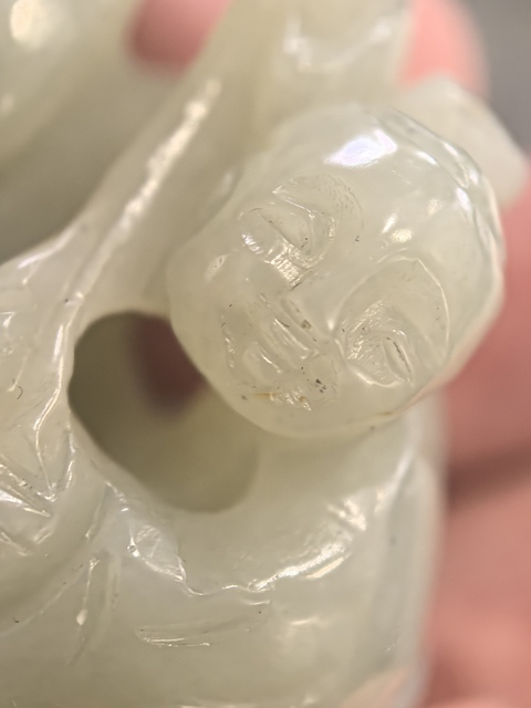 古玩玉器童子圓雕件真品鑒賞圖