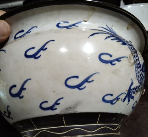 古玩陶瓷青花雙龍戲珠紋爐真品鑒賞圖