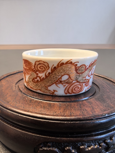 古玩陶瓷礬紅龍紋鳥食罐真品鑒賞圖