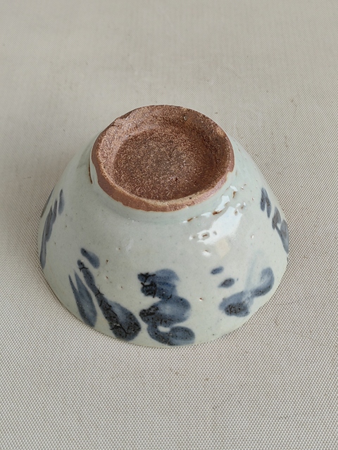 古玩陶瓷青花花卉紋茶碗真品鑒賞圖