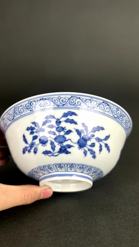 古玩陶瓷青花三多紋宮式碗真品鑒賞圖