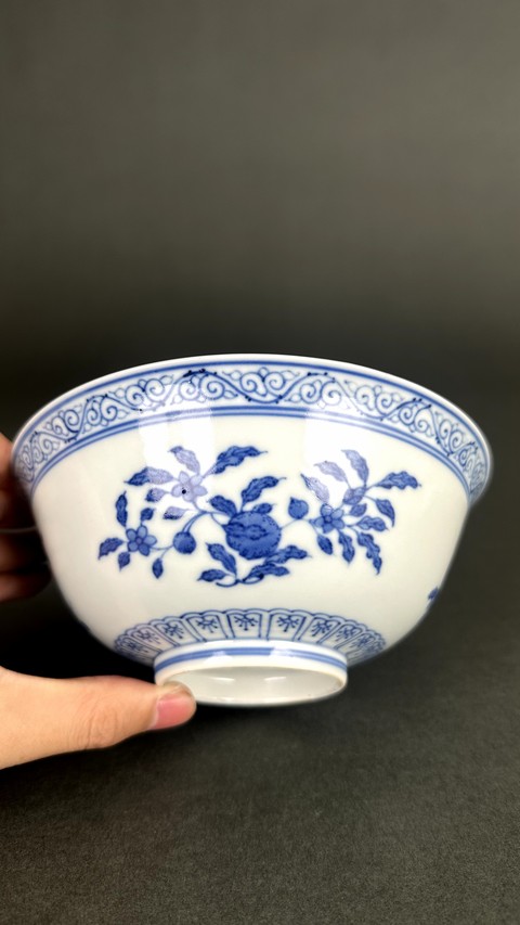 古玩陶瓷青花三多紋宮式碗真品鑒賞圖