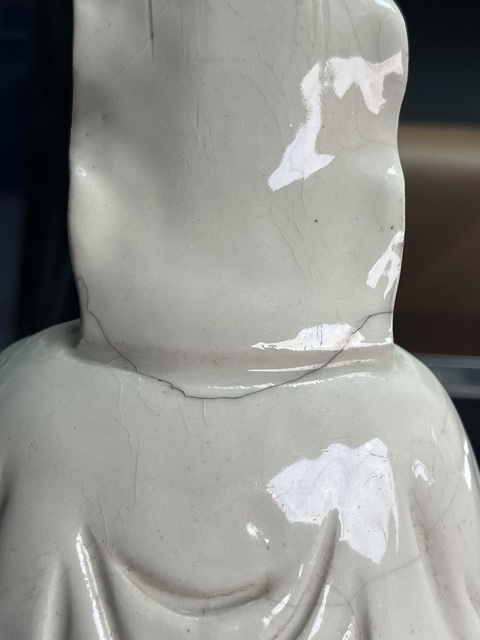 古玩陶瓷觀音塑像真品鑒賞圖