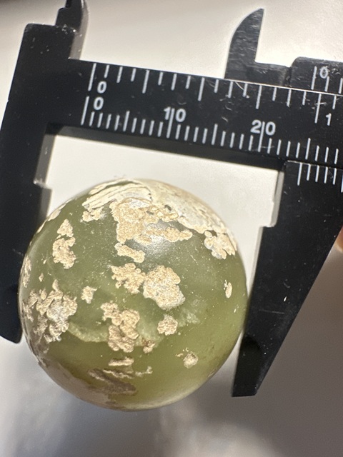 古玩玉器和田玉做舊玉珠拍賣,當前價格30元