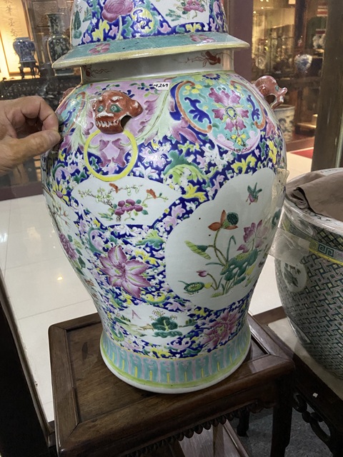 古玩陶瓷粉彩滿(mǎn)花卉紋將軍罐真品鑒賞圖