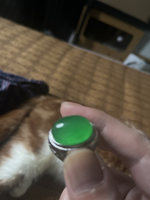 古玩玉器翡翠戒指真品鑒賞圖