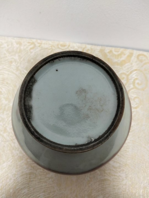 古玩陶瓷紅釉瓷豆或者水盂真品鑒賞圖