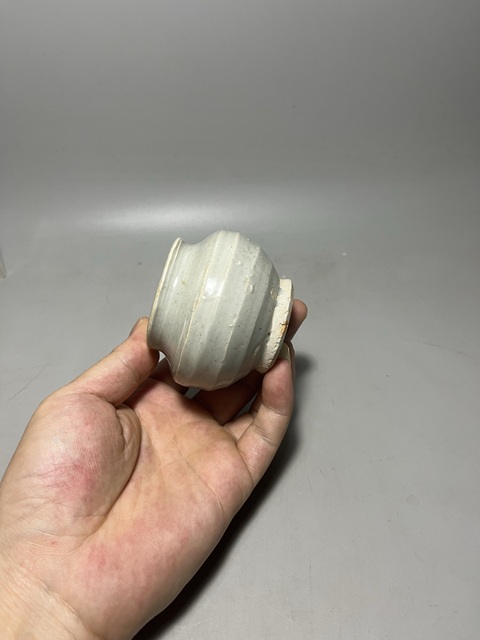 古玩陶瓷影青釉水盂拍賣,當前價格0元