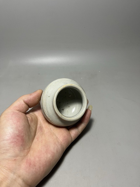 古玩陶瓷影青釉水盂拍賣,當前價格0元
