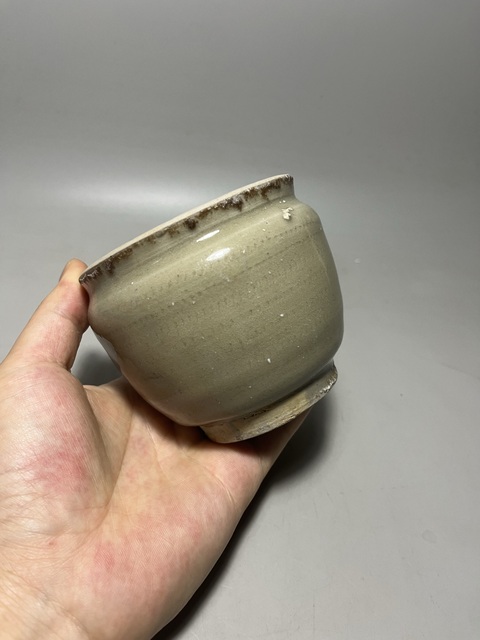 古玩陶瓷龍泉青瓷茶入拍賣,當前價格0元