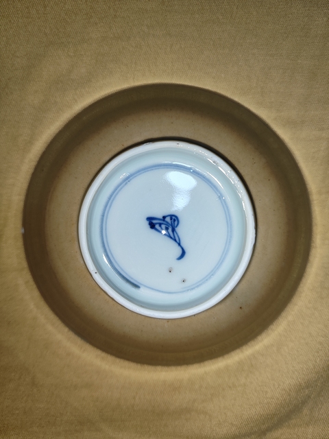 古玩陶瓷清康熙·米黃釉盤拍賣,當前價格3500元
