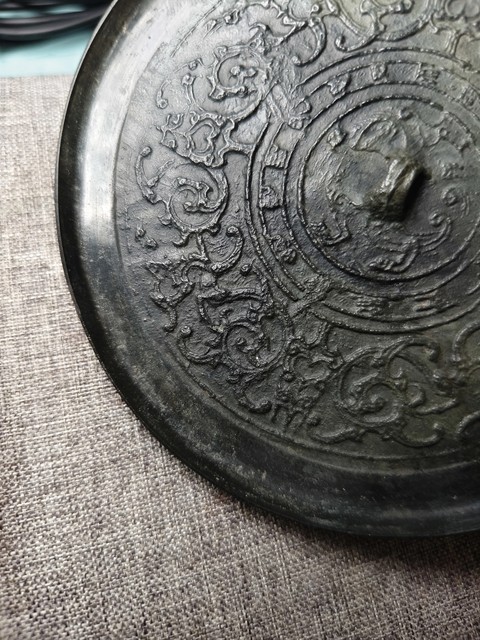 古玩銅器龍紋銅鏡真品鑒賞圖