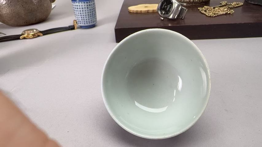 古玩陶瓷青花留白冰梅紋杯真品鑒賞圖