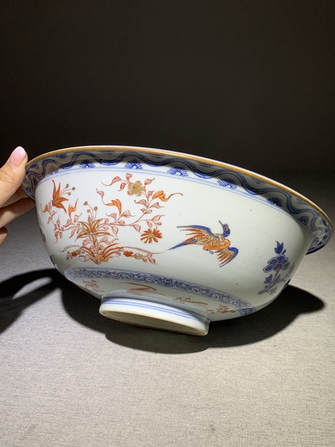 古玩陶瓷日本明治青花礬紅花鳥紋碗真品鑒賞圖