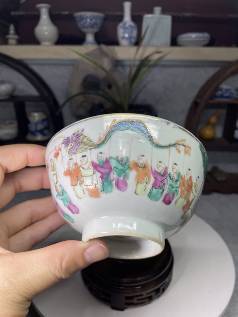 古玩陶瓷清同治細路粉彩百子鬧龍燈碗拍賣,當前價格2999元