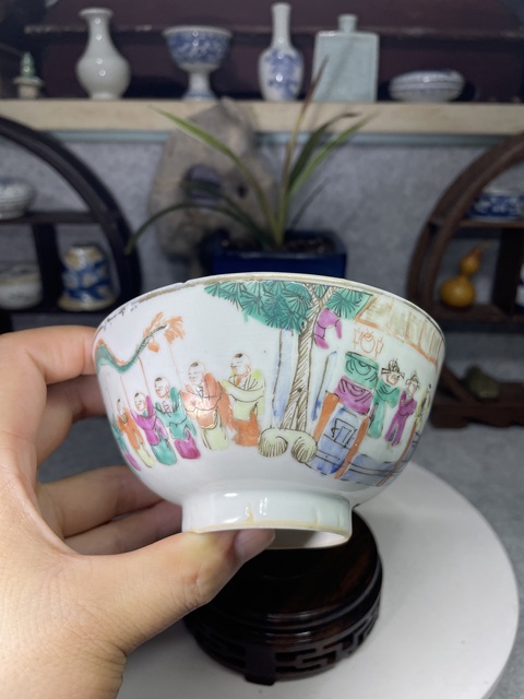 古玩陶瓷清同治細路粉彩百子鬧龍燈碗拍賣,當前價格2999元