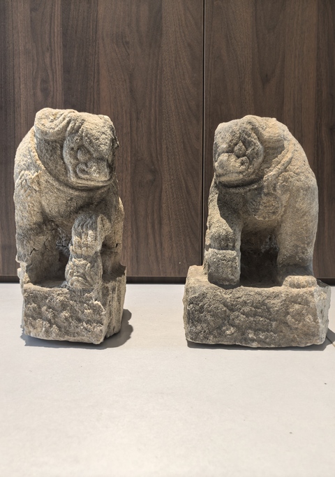 古玩雜項(xiàng)宋元(望柱)柱頭獅一對(duì)拍賣,當(dāng)前價(jià)格16888元